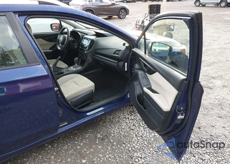 2018 Subaru Impreza 2.0I Premium from USA, damaged, VIN 4S3GTAB61J3745711